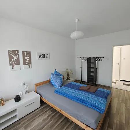 Grosszuegige Mit Terrasse *