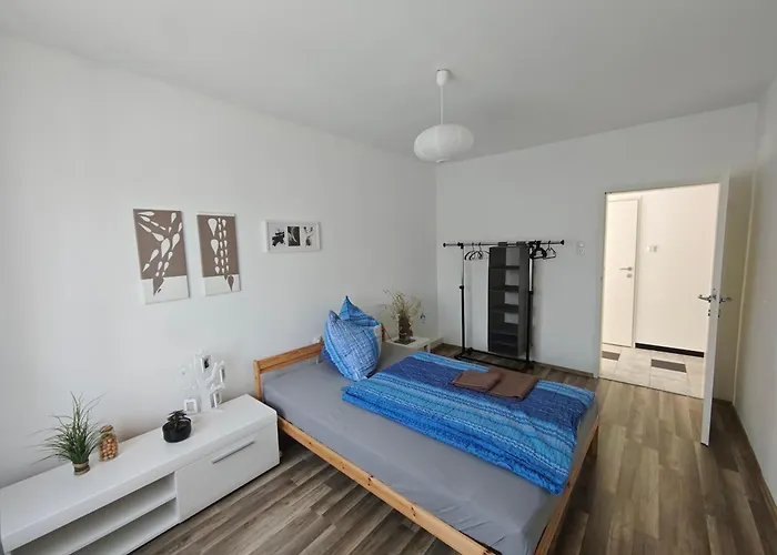 Grosszuegige Mit Terrasse *