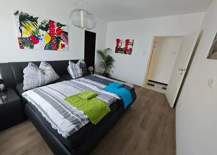 Grosszuegige Mit Terrasse Appartamento Zeltweg