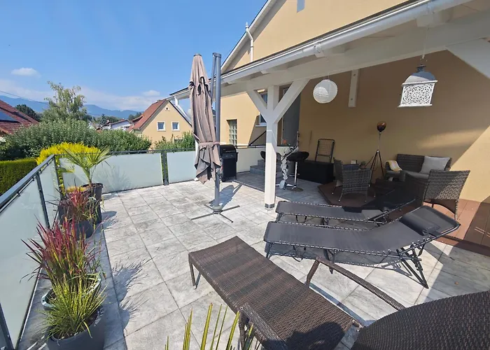 Appartement Grosszuegige Mit Terrasse